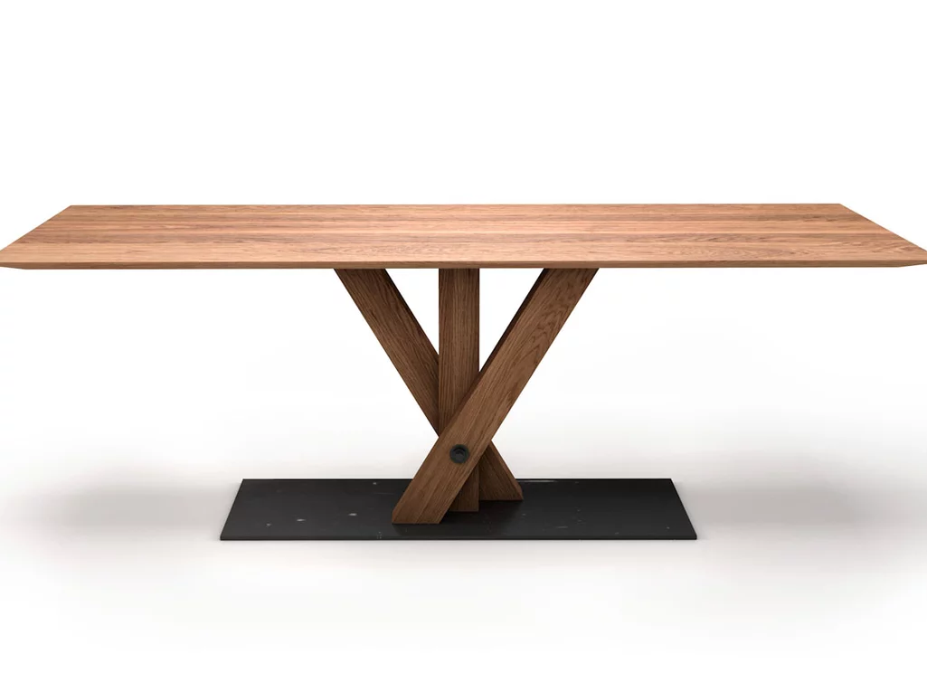 Massivholztisch aus Eiche mit Facettenkante und Mittelfuß Untergestell dreibeinig in Fächerform