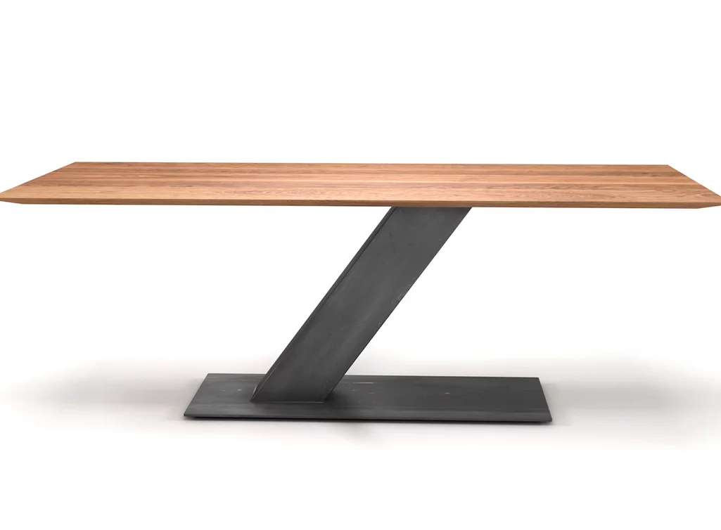 Design Esstisch aus Eiche mit Facettenkante und Mittelfuß