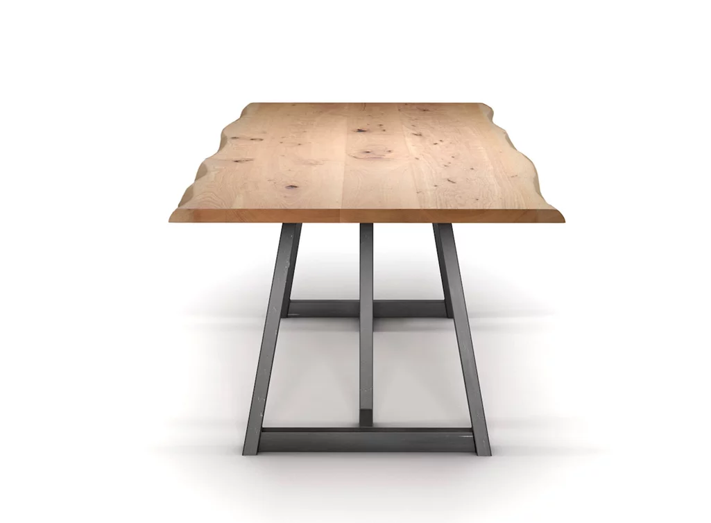 Tisch im Industriedesign mit einem stylischem Tischgestell nach Maß