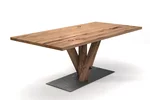 Design Esszimmertisch aus recyceltem Altholz 