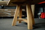 Tischuntergestell EDW25-T aus massivem Eichenholz im Landhausstil gefertigt