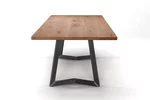 Buchenholz Tisch nach Maß mit modernen Stahlkufen gefertigt