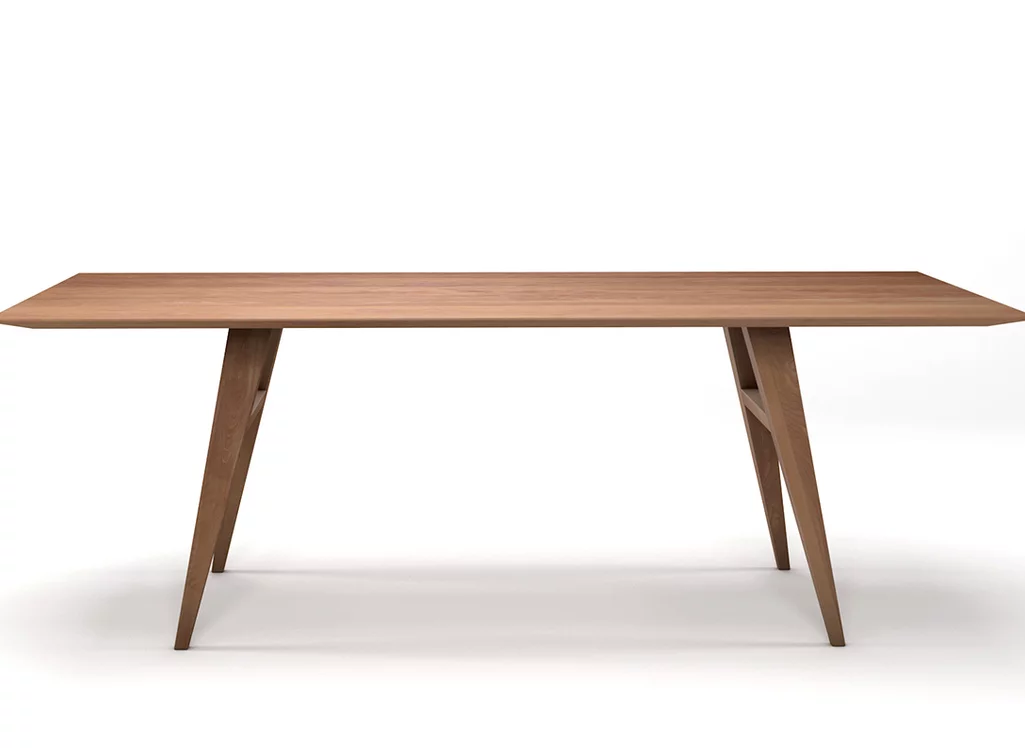 Massiver Holztisch in buche astfrei mit schweizer Kante versehen auf Maß