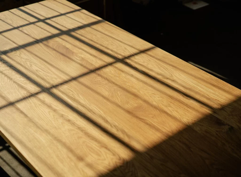 Esstisch Eiche massiv auf Maß gefertigt.