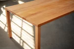Buchenholz Esstisch aus Massivholzplatte mit geraden Kanten