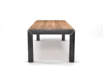 Industriedesign Tisch einfach selbst konfigurieren aus Massivholz und Stahl