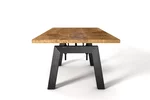 Industriedesign Esstisch in verschiedenen Holzöberflächen und Stahlarten verfügbar.