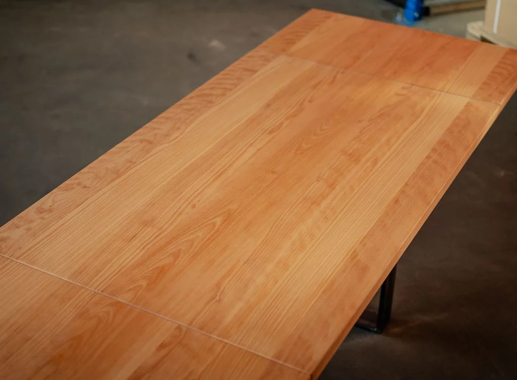 Detailansicht astreie Buchenholz Tischplatte SWR9T-T