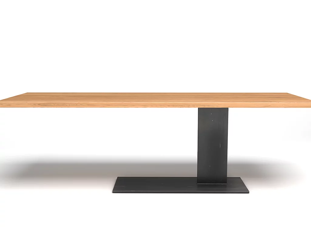 Eichentisch nach Maß mit einem Stahl Mittelfuß