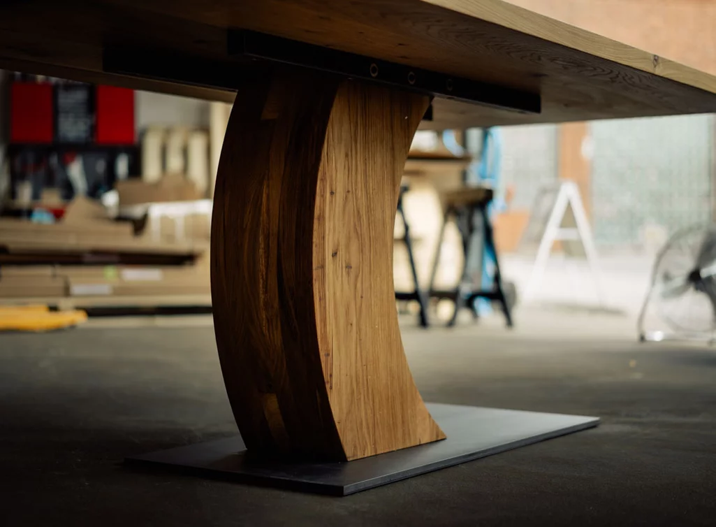 Esstisch Eiche Massivholz Unterseitenansicht