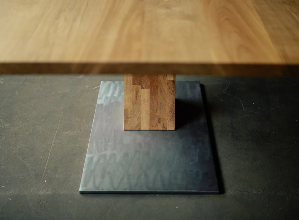 Esstisch Eiche modern in Blankstahl Ausführung