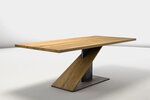 Esstisch Eiche modern mit Tischgestell aus Eiche und Stahl
