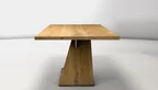 Esstisch massiv Eiche modernes Design mit Ast und Splintholzanteil