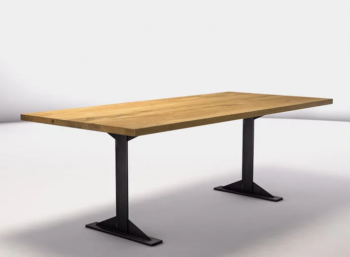 Massiver Eiche Holztisch mit Metallbeine aus Stahl Modell SWR196-T