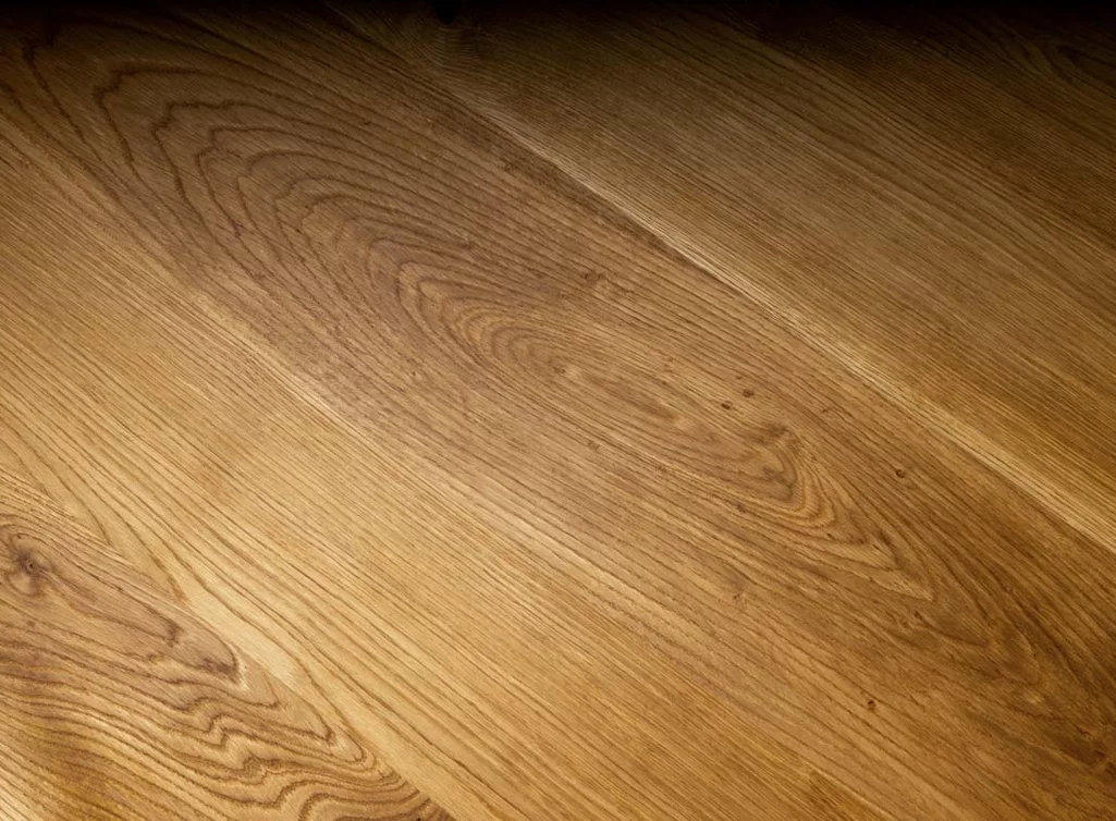 Tischplatte Eiche nach Maß mit Astanteil gefertigt