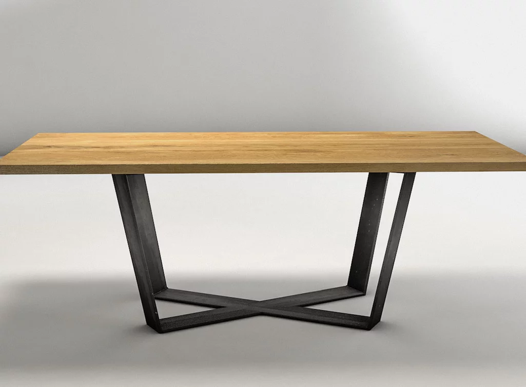 Massiver Eichenholz Esstisch mit Metallgestell in X Form gefertigt