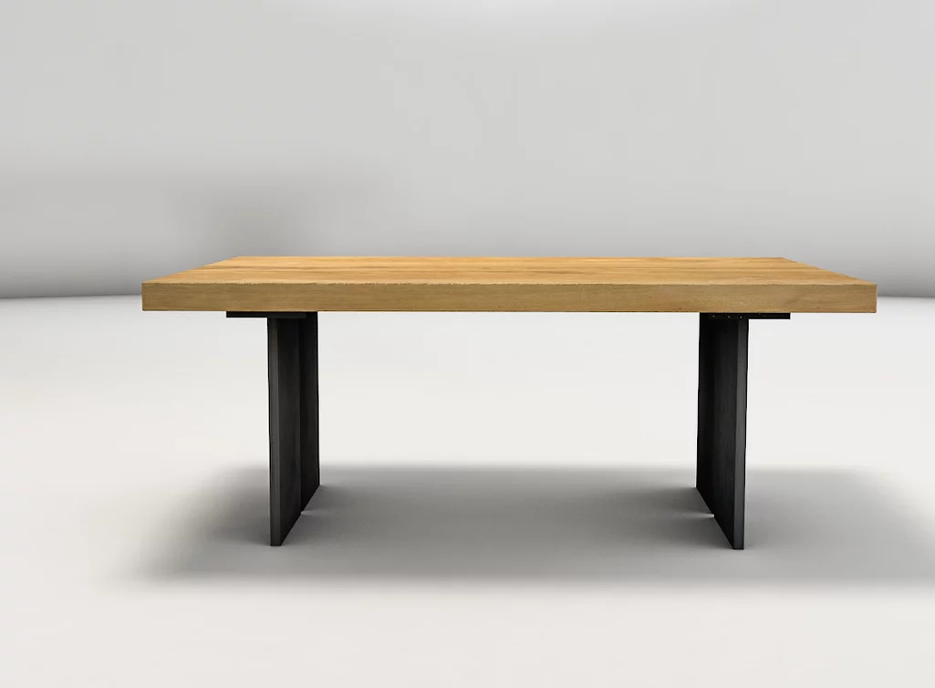 Massiver Couchtisch aus Eiche mit modern designten Tischwangen aus Stahl