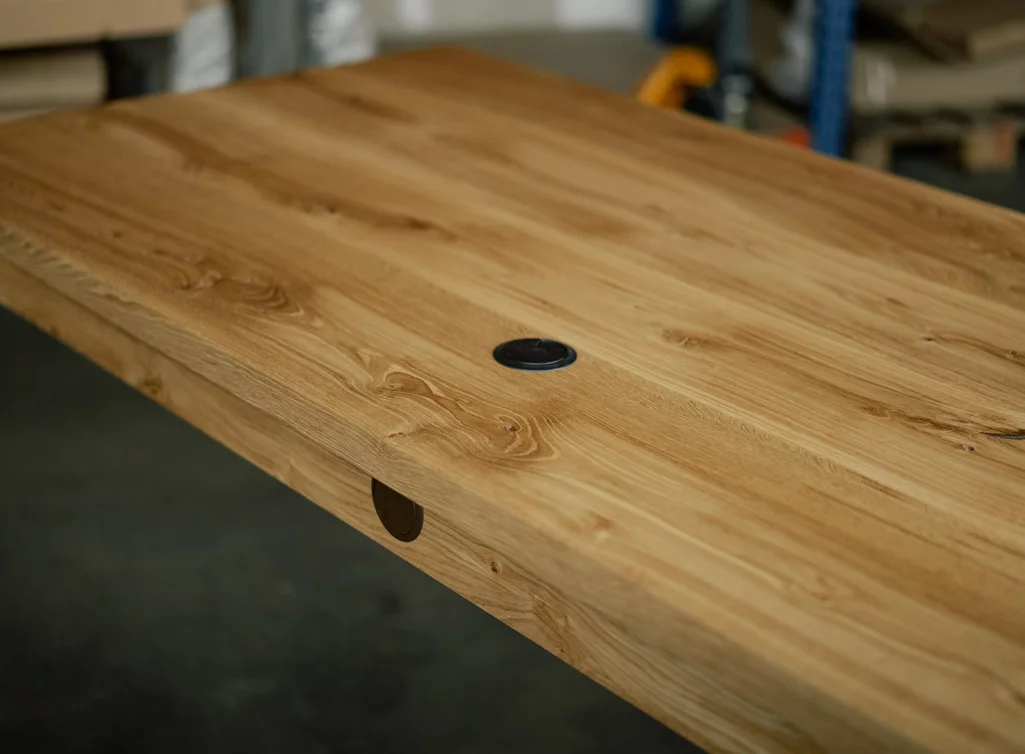 Detailansicht - Eichenholz Schreibtisch AFL2452-ST mit Ast- und Splintholzanteil