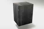 Schubladencontainer aus Metall mit Lochbohrungen für die Montage