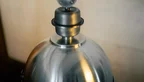 Detailansicht: Fabriklampe Schirm in Chrom