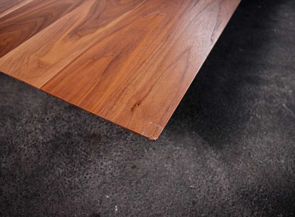 Nussbaum Tischplatte 200x90cm mit Facettenkante