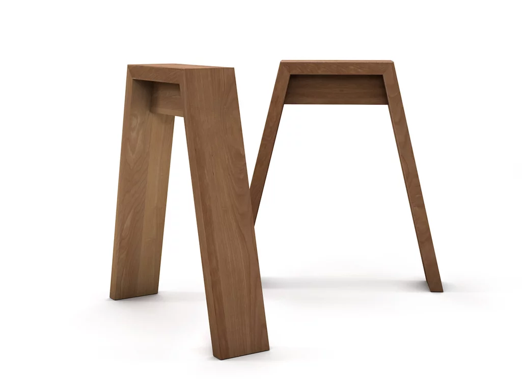 Tischbeine Holz auf Maß im klassischen Gewand gefertigt. Tischbeine Holz auf Maß im klassischen Gewand gefertigt.