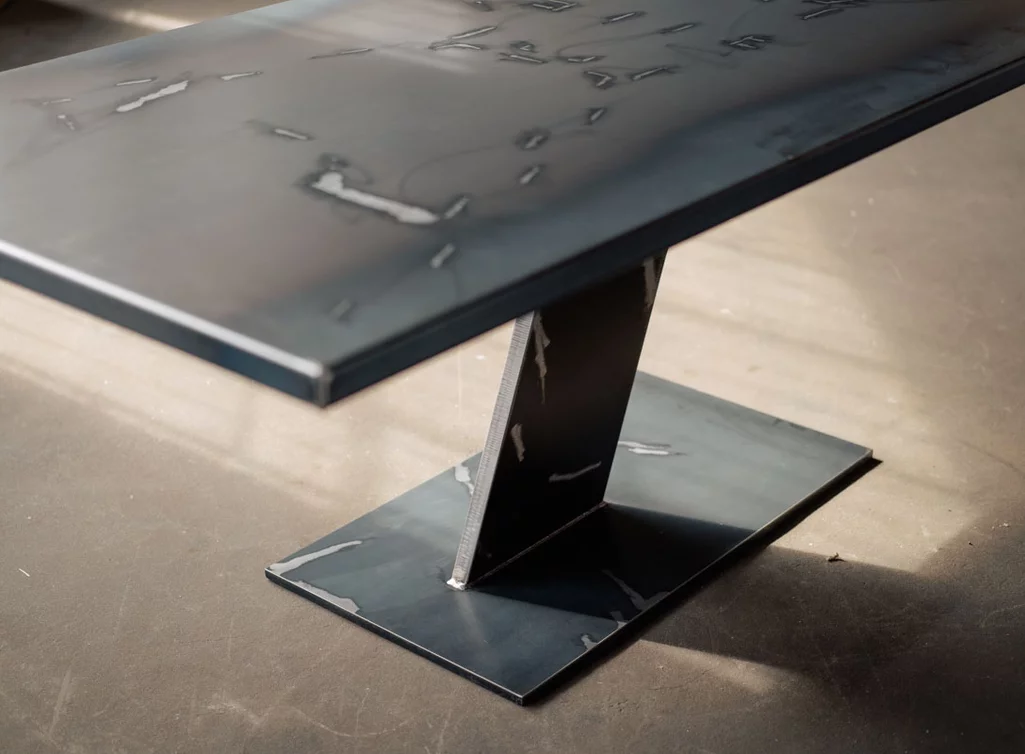 Stahl Esstisch in 200x100x77cm im modernen Industriedesign