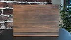 Massives Nussbaum Schneidebrett 46 × 32 cm mit umlaufender Saftrille