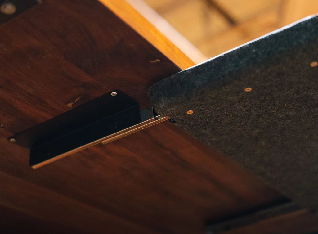 Einfache Montage der Schreibtisch Schublade