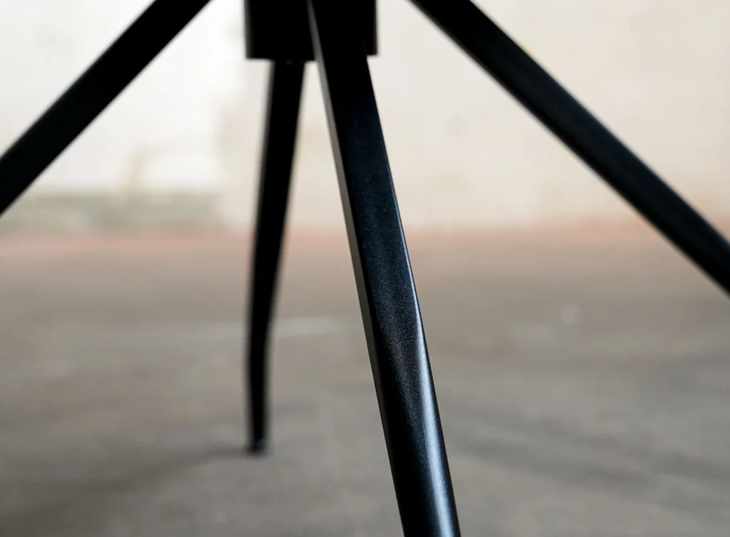 Dreh Essstuhl mit einem Kreuz Metall Gestell