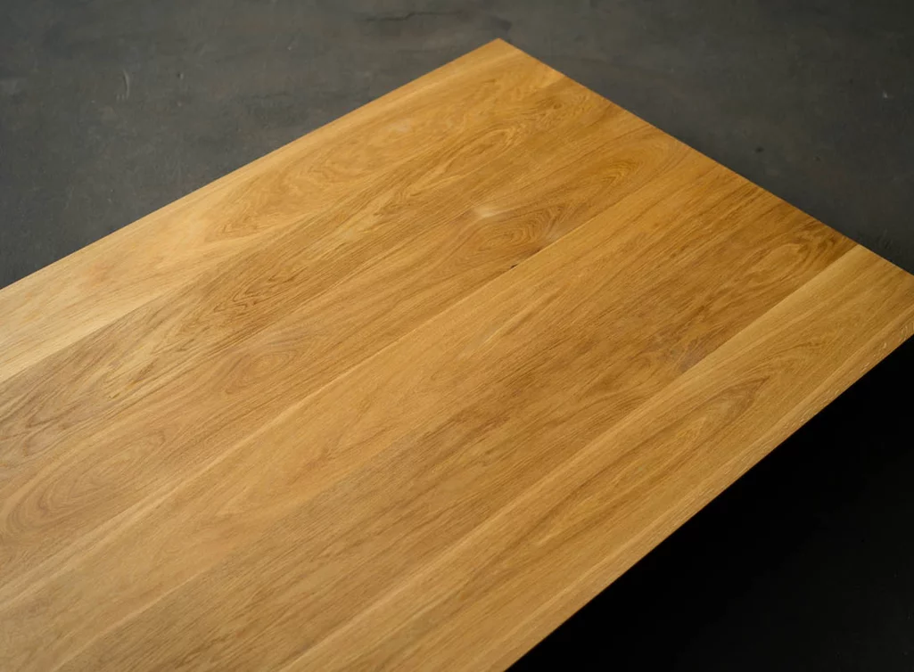 Eichentischplatte mit Schweizer Kante 4cm vollmassive Ausführung